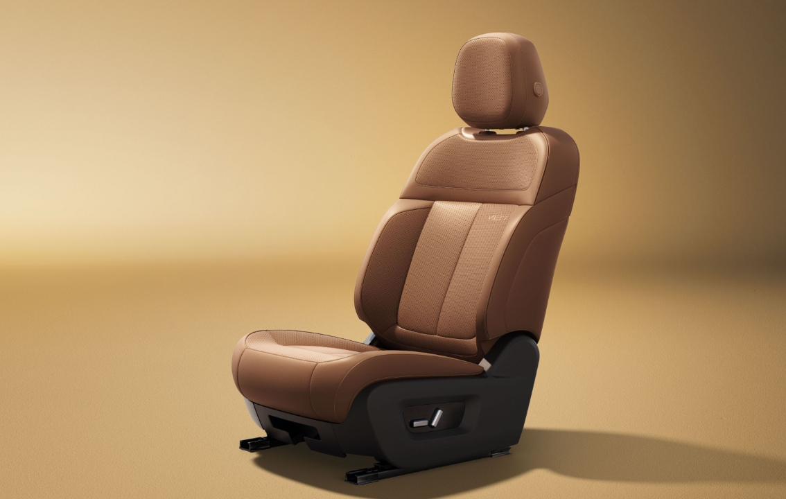 v27 interior 4